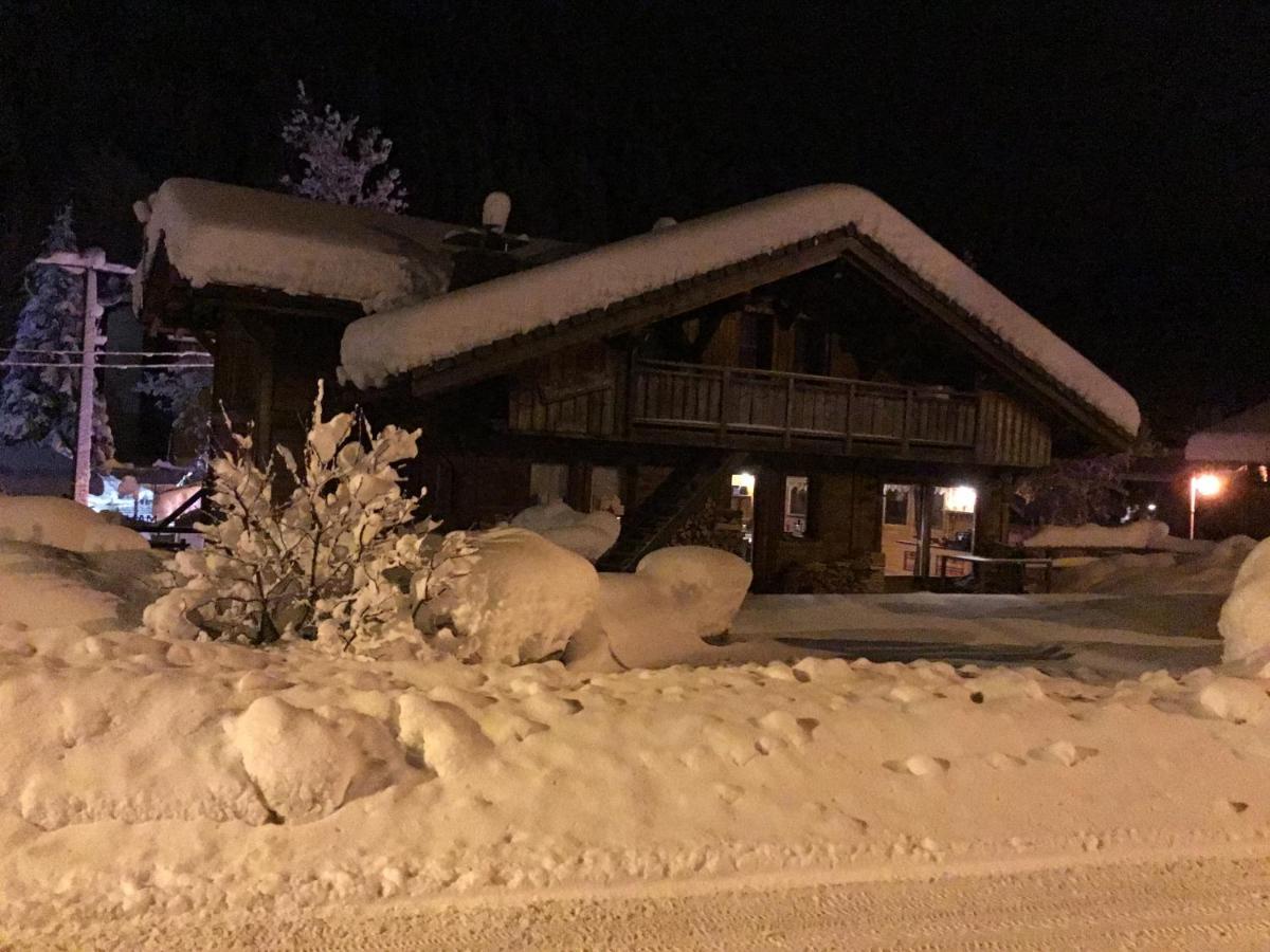 Bed And Breakfast Chalet Manava Morzine Esterno foto