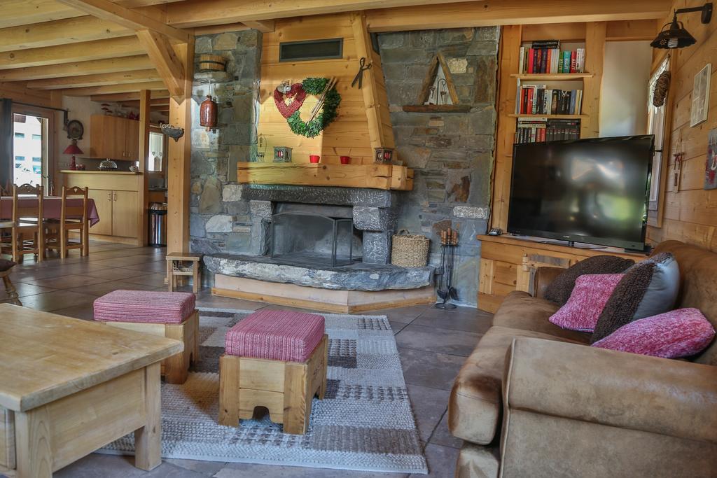 Bed And Breakfast Chalet Manava Morzine Esterno foto